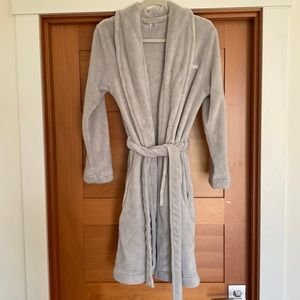 Calvin Klein robe